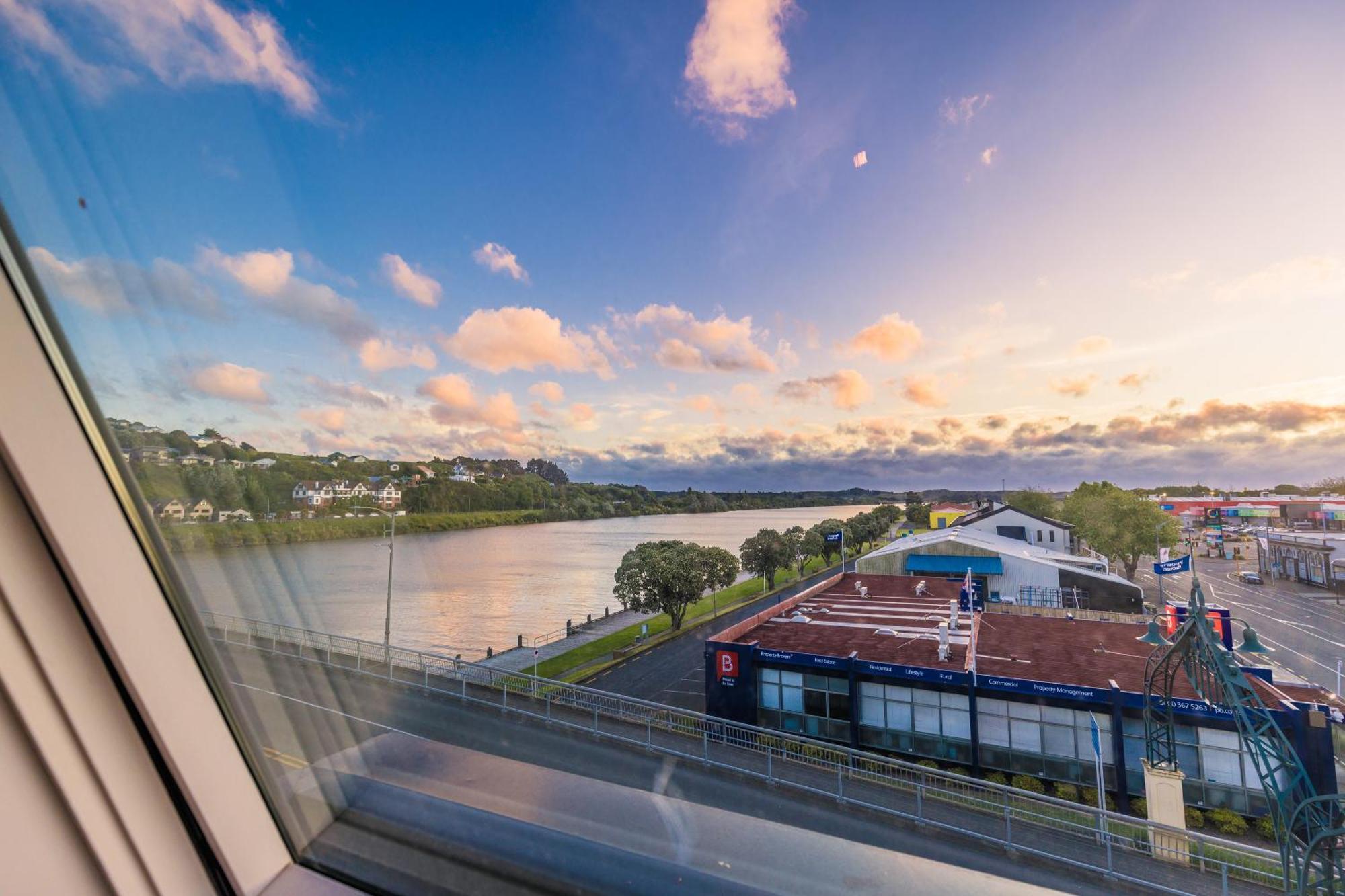 Johnston Apartments - Award-Winning Building, Your Unforgettable Stay วังกานุย ภายนอก รูปภาพ